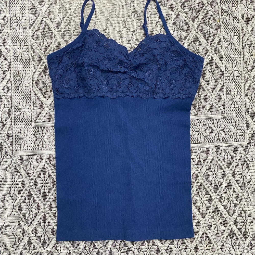Deep Blue Fitted Sleeveless Camisole with Lace Detail
